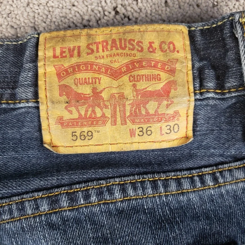 Levis 569 Jeans Mens 36x30 Blue Wide Leg Dark Wash Relaxed Skater Streetwear